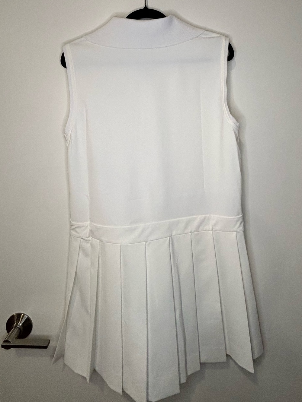 Malbon Devon Dress White Size 8 Golf Dress - Picture 8 of 9